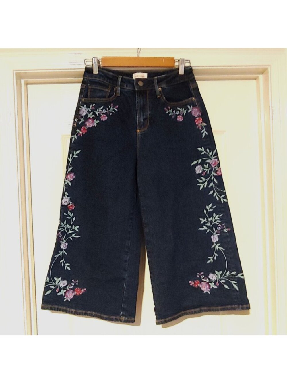 Driftwood Amie Wideleg Culotte Crop Embroidered Denim Jeans Cottage Boho Y2k 26 - Picture 2 of 10